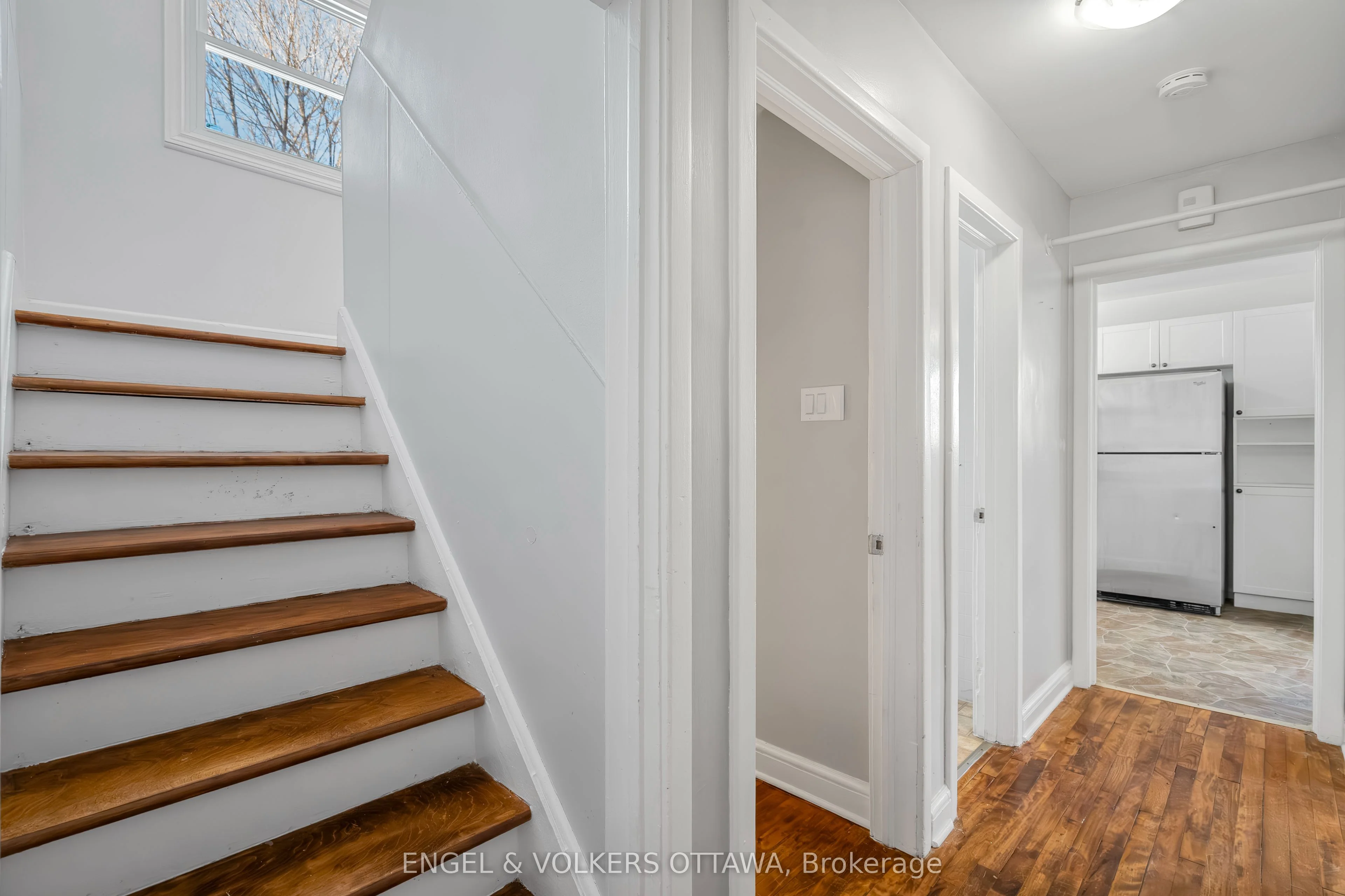 7 Starwood Road, Meadowlands - Crestview and Area, ON K2G 1Y7