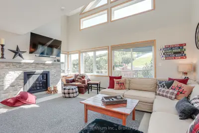 Condo Apartment in Blue Mountains