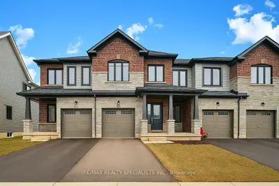 Att/Row/Townhouse in Thorold
