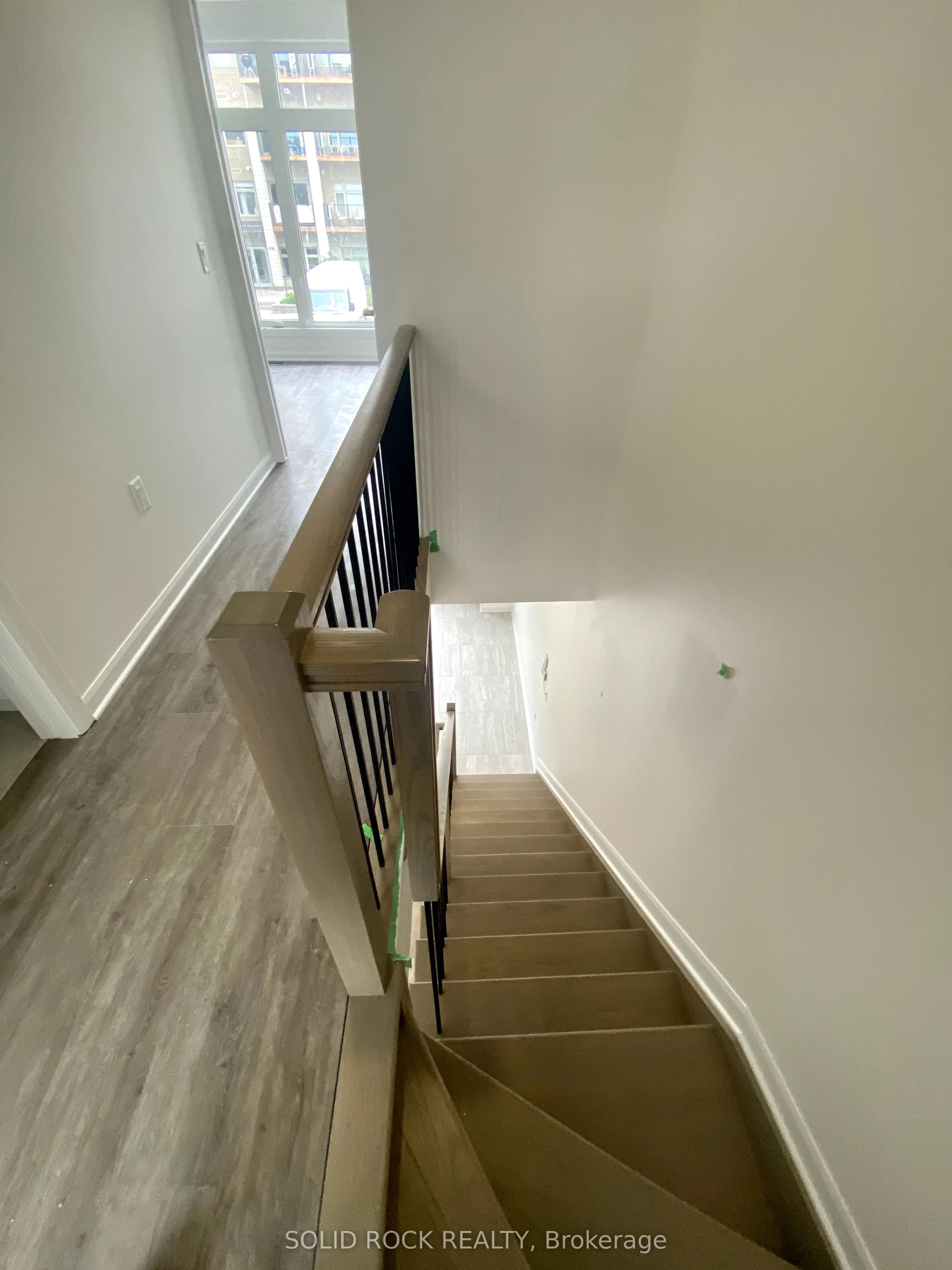 336 Foliage Private , Parkway Park - Queensway Terrace S and Area, ON K2H 0C5