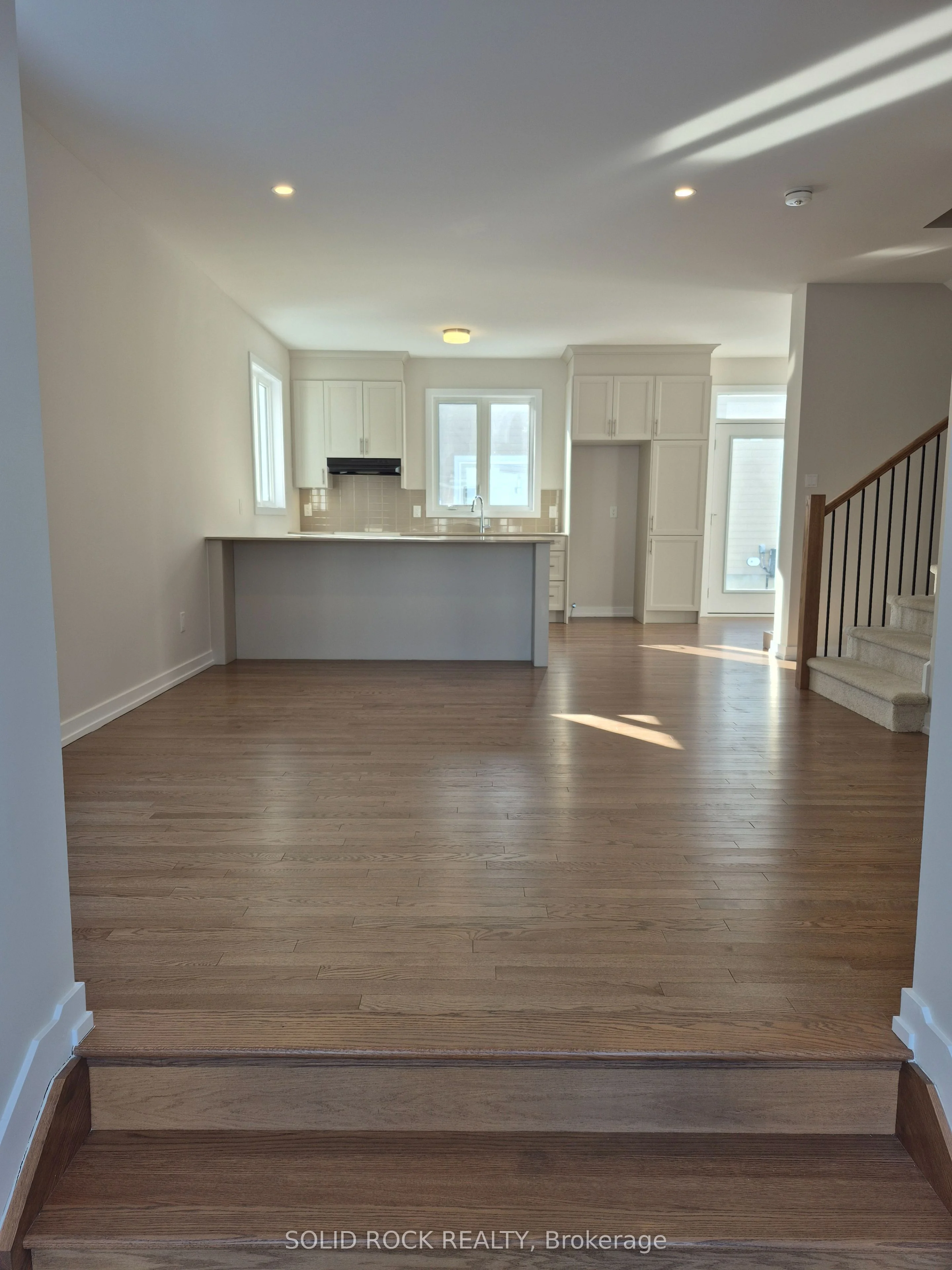 954 Seagrave Lane, Stittsville - Munster - Richmond, ON K0A 2Z0
