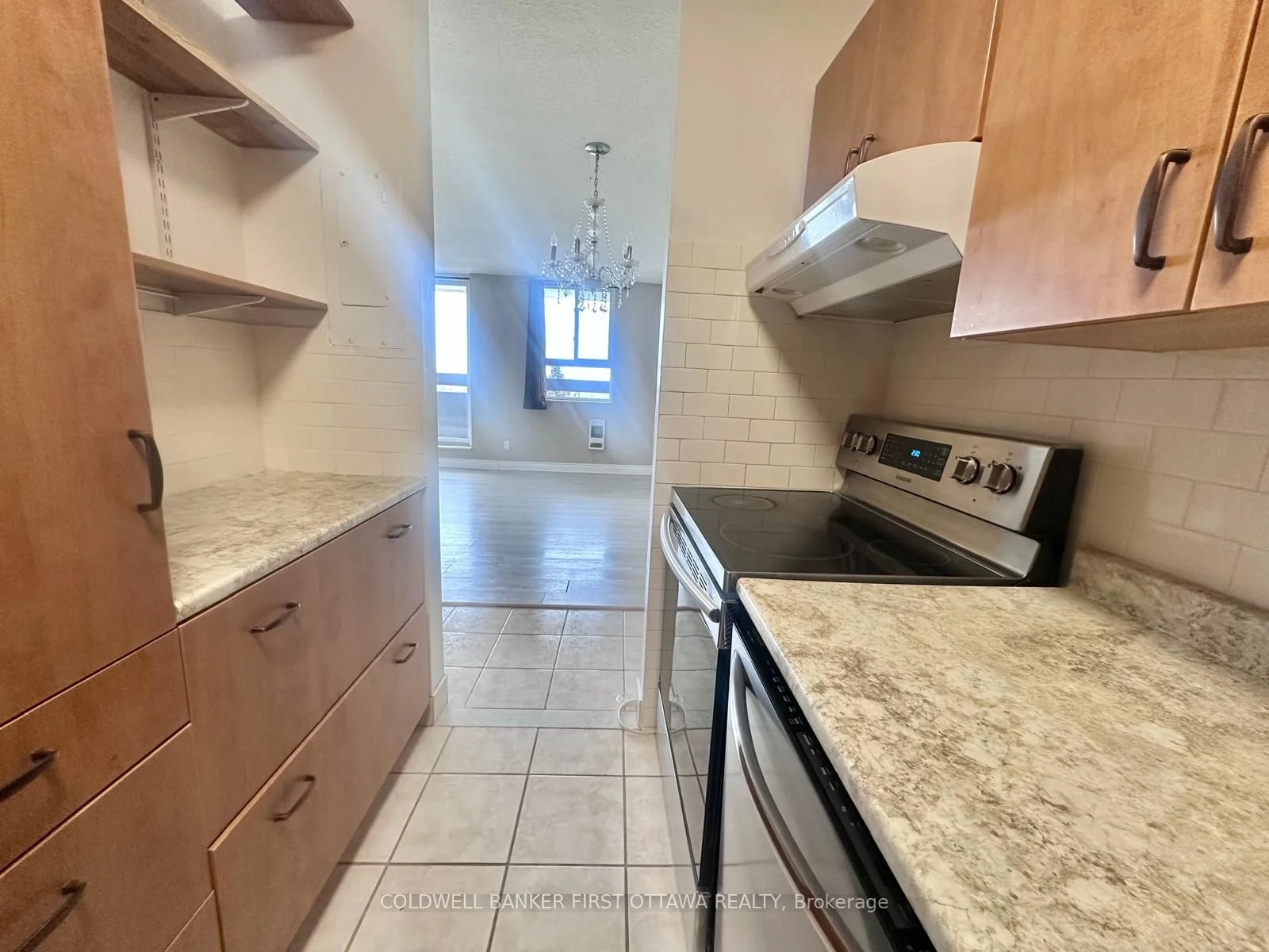 2000 Jasmine Crescent 803, Beacon Hill North - South and Area, ON K1J 8K4