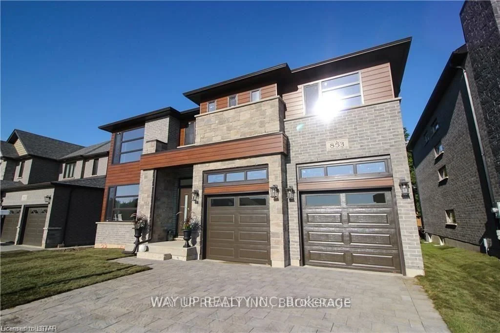 Detached in London North