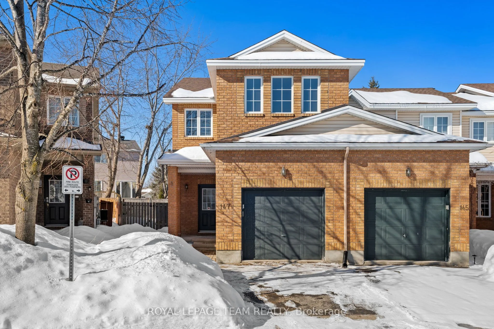 Att/Row/Townhouse in Kanata