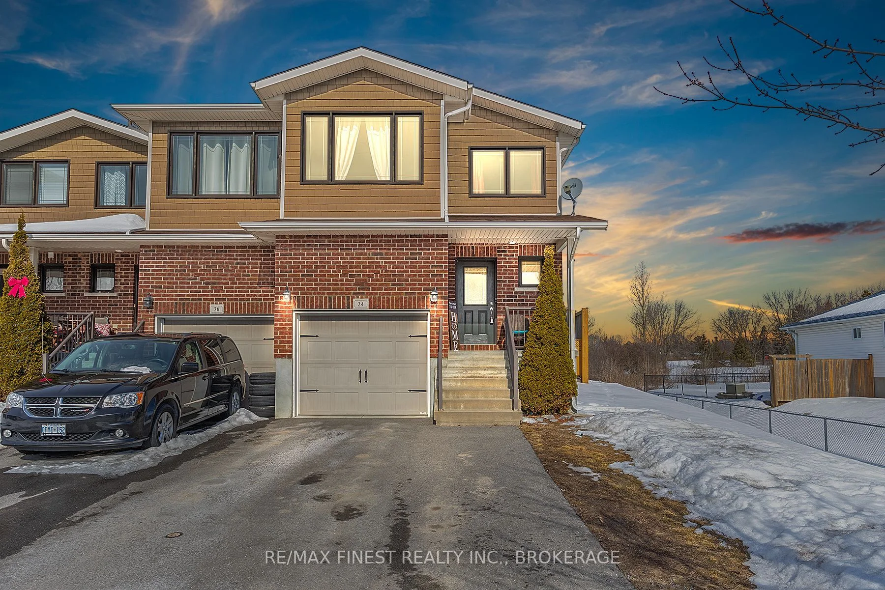 Att/Row/Townhouse in Loyalist