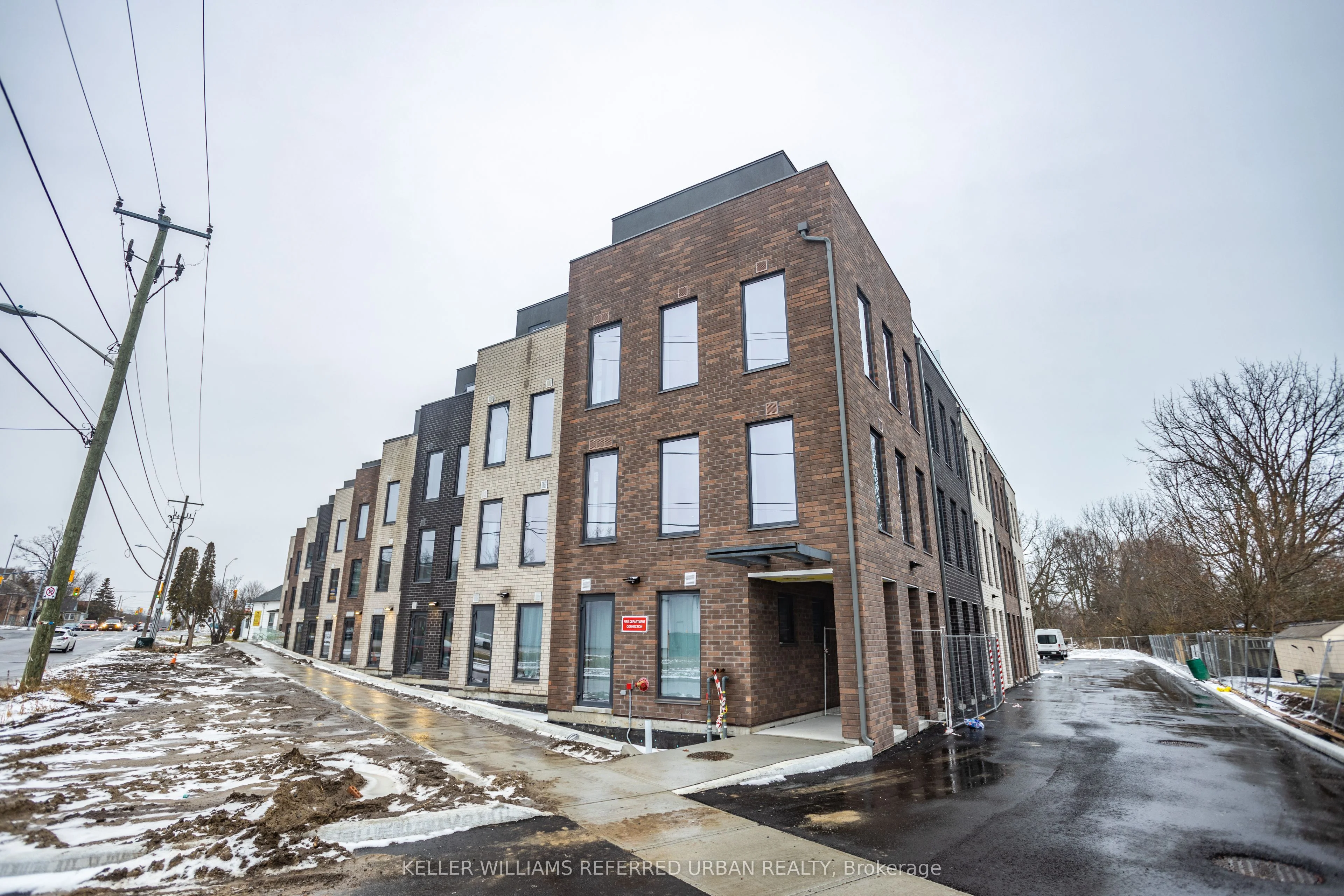 325 University Avenue W 303, Cobourg, On K9a 3s9