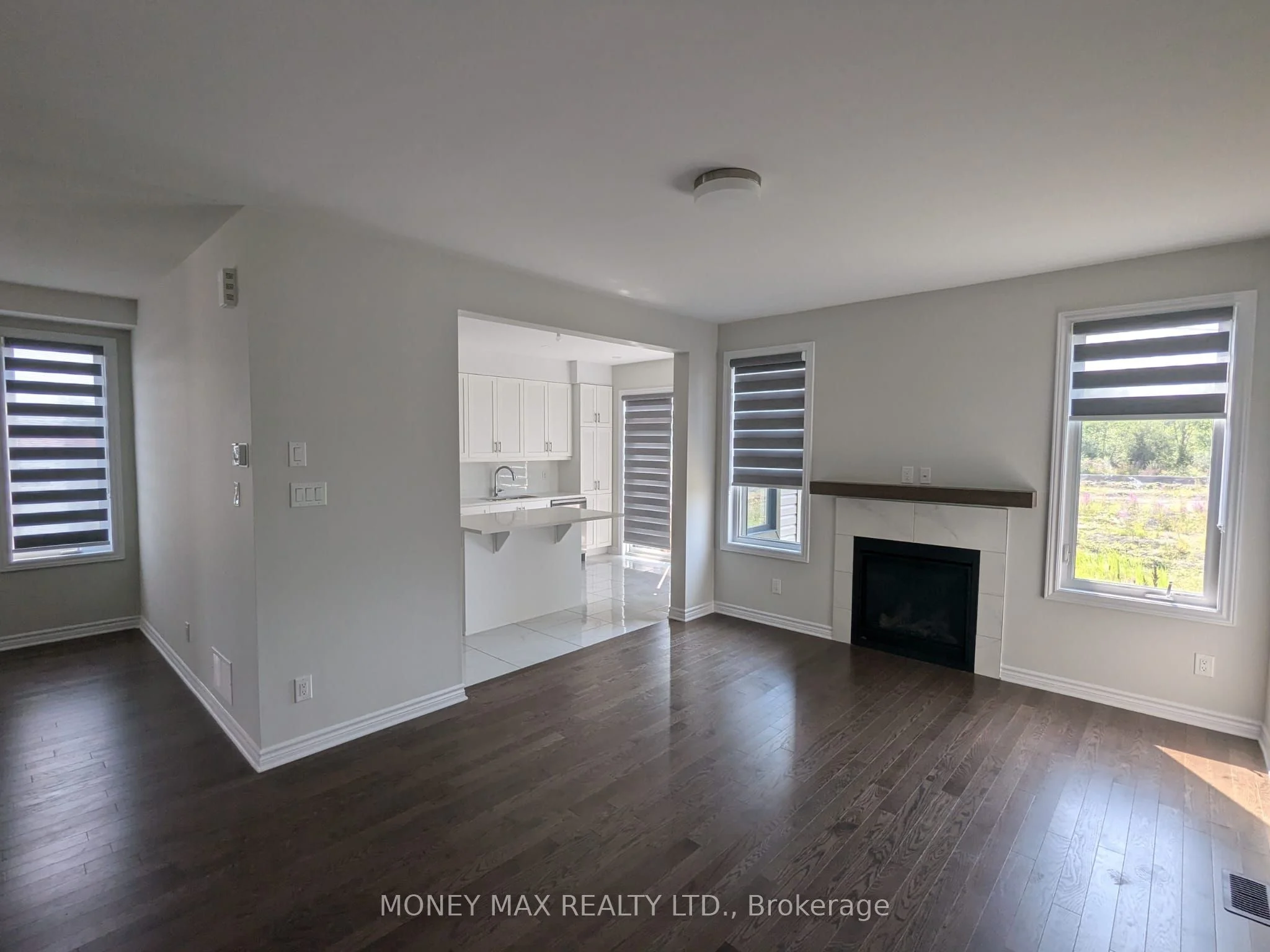 246 Rue De Beaugency Street, Orleans - Convent Glen and Area, ON K1W 1E6