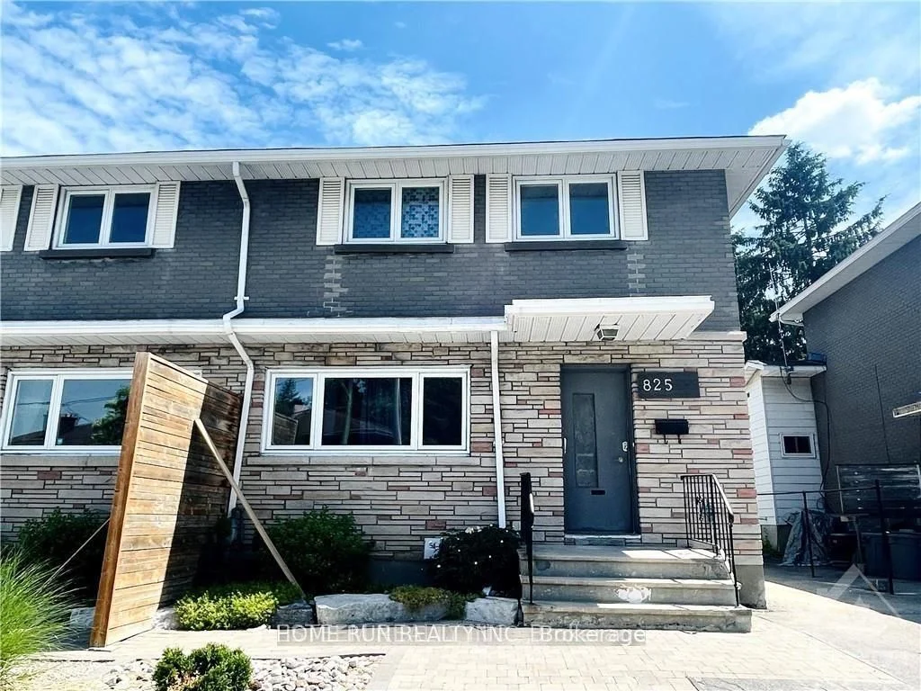 Semi-Detached in McKellar Heights - Glabar Park and Area