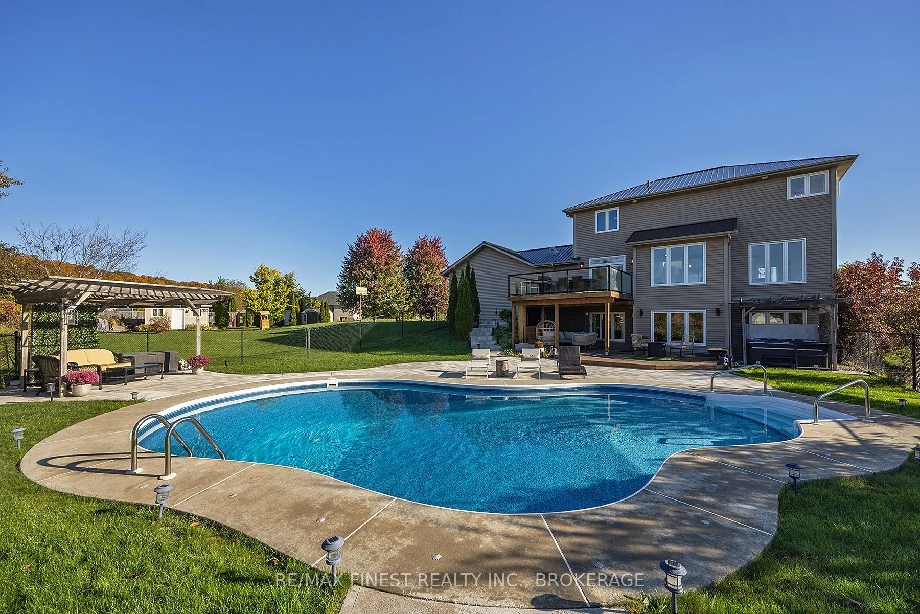 Detached in Kingston