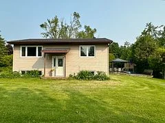 25 Maple Grove Road, Kawartha Lakes, On K9v 4r6