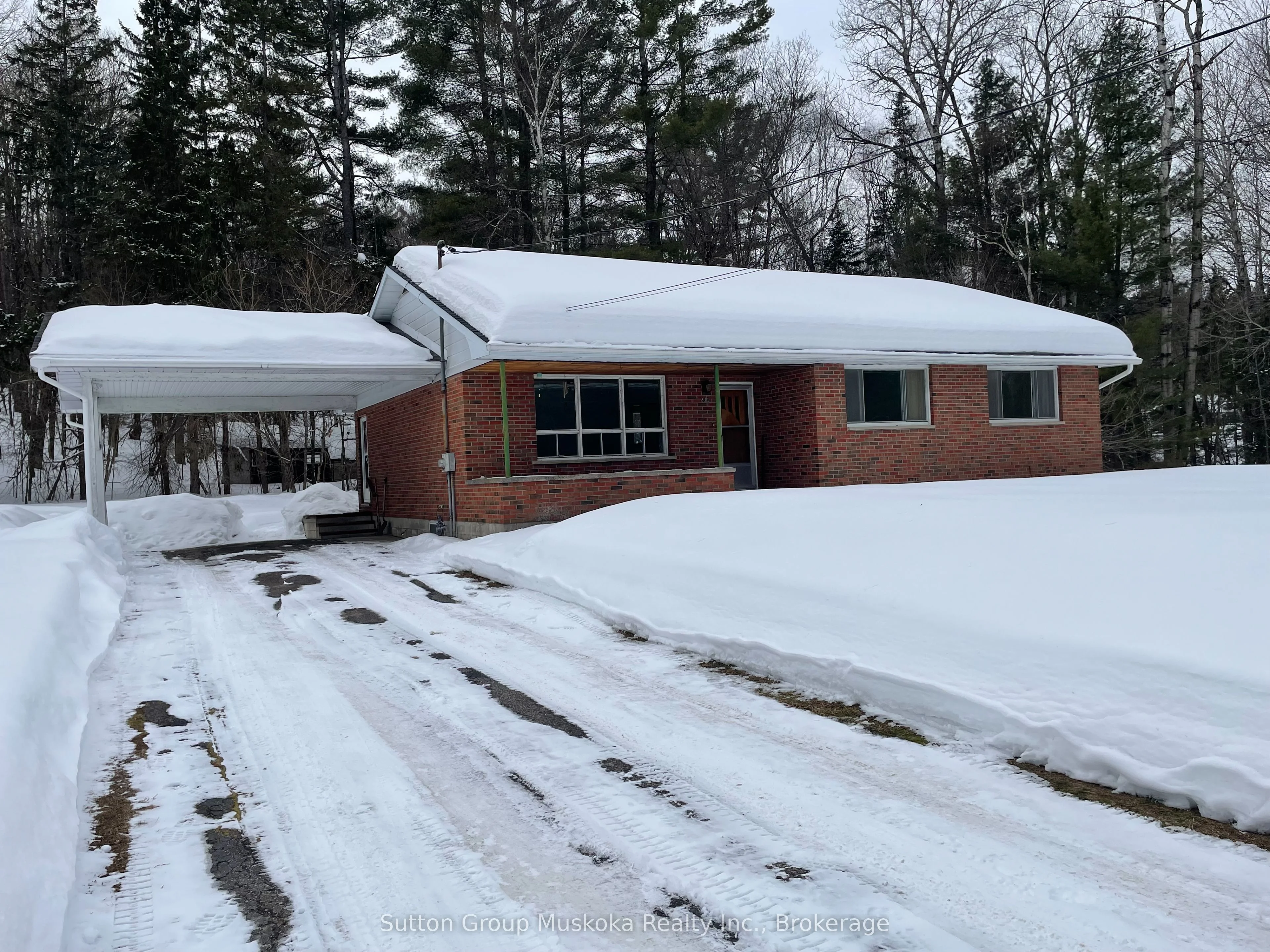 811 North Mary Lk Road, Huntsville, On P1h 1s4