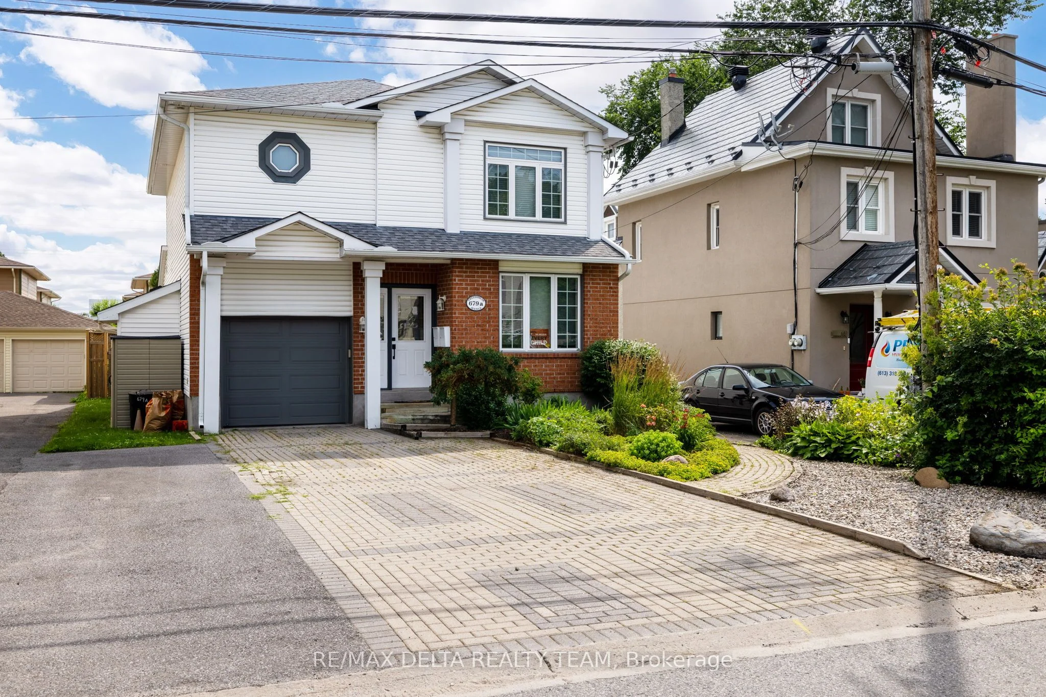 679 Tweedsmuir Avenue B, Westboro - Hampton Park, On K1z 5p7