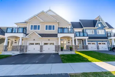 Semi-Detached in Prince Edward County