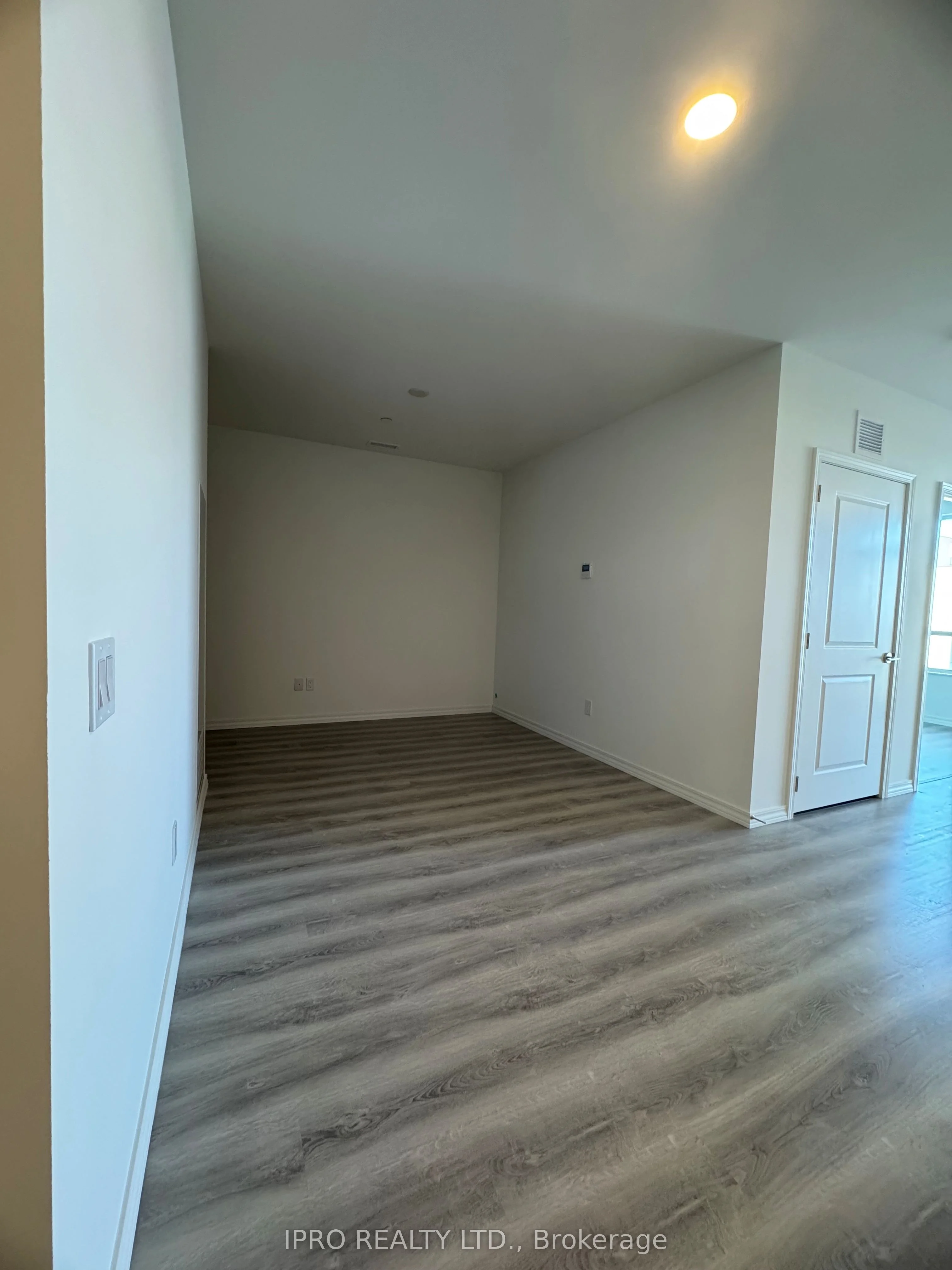 191 Elmira Road 615, Guelph, ON N1K 1R2