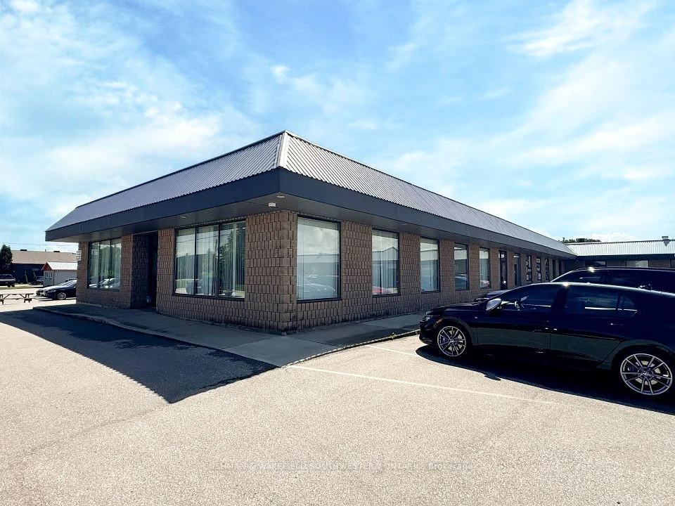 2018 Mallard Road 11, London North, ON N6H 5L8