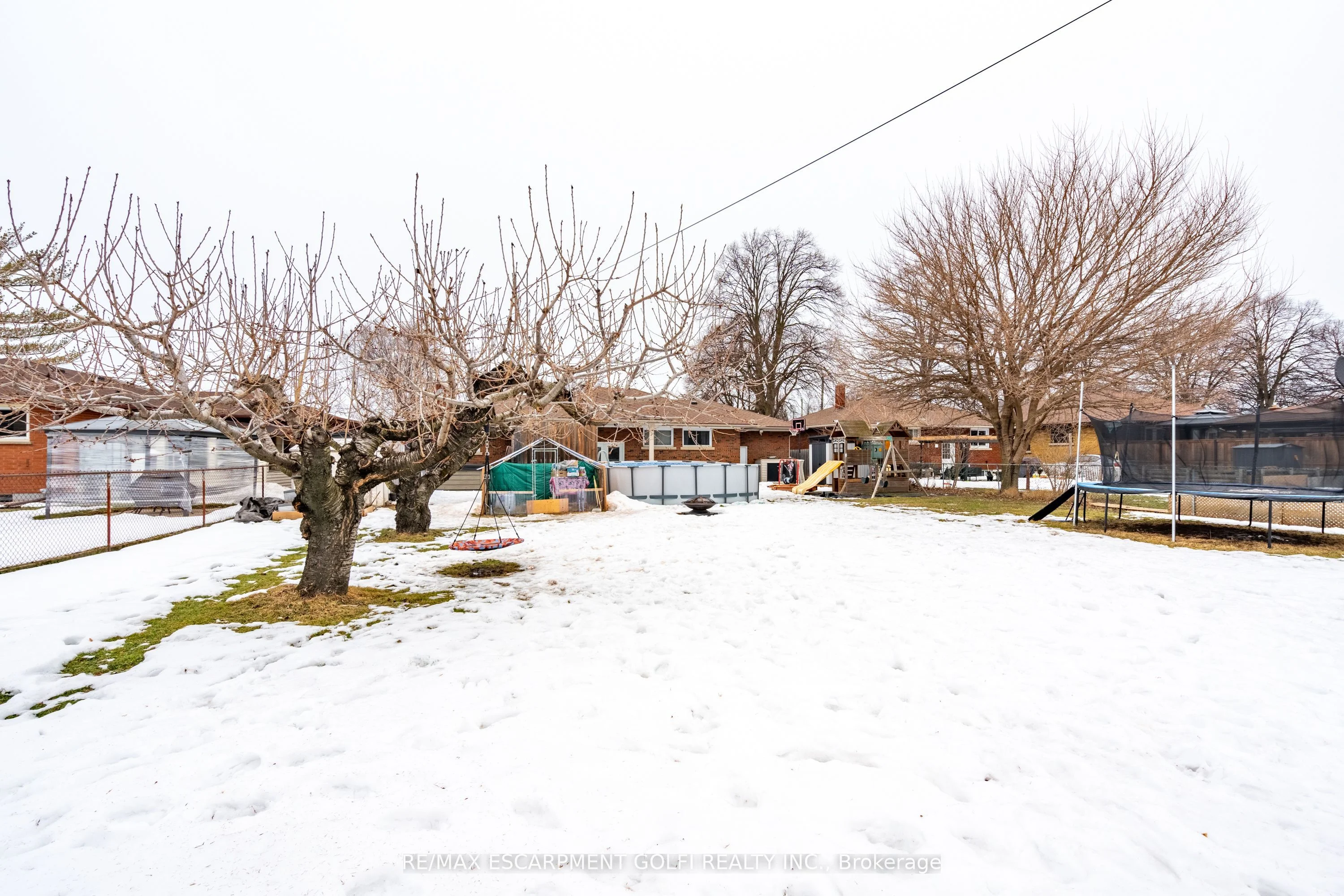 49 Nello Street, St. Catharines, ON L2N 1G5