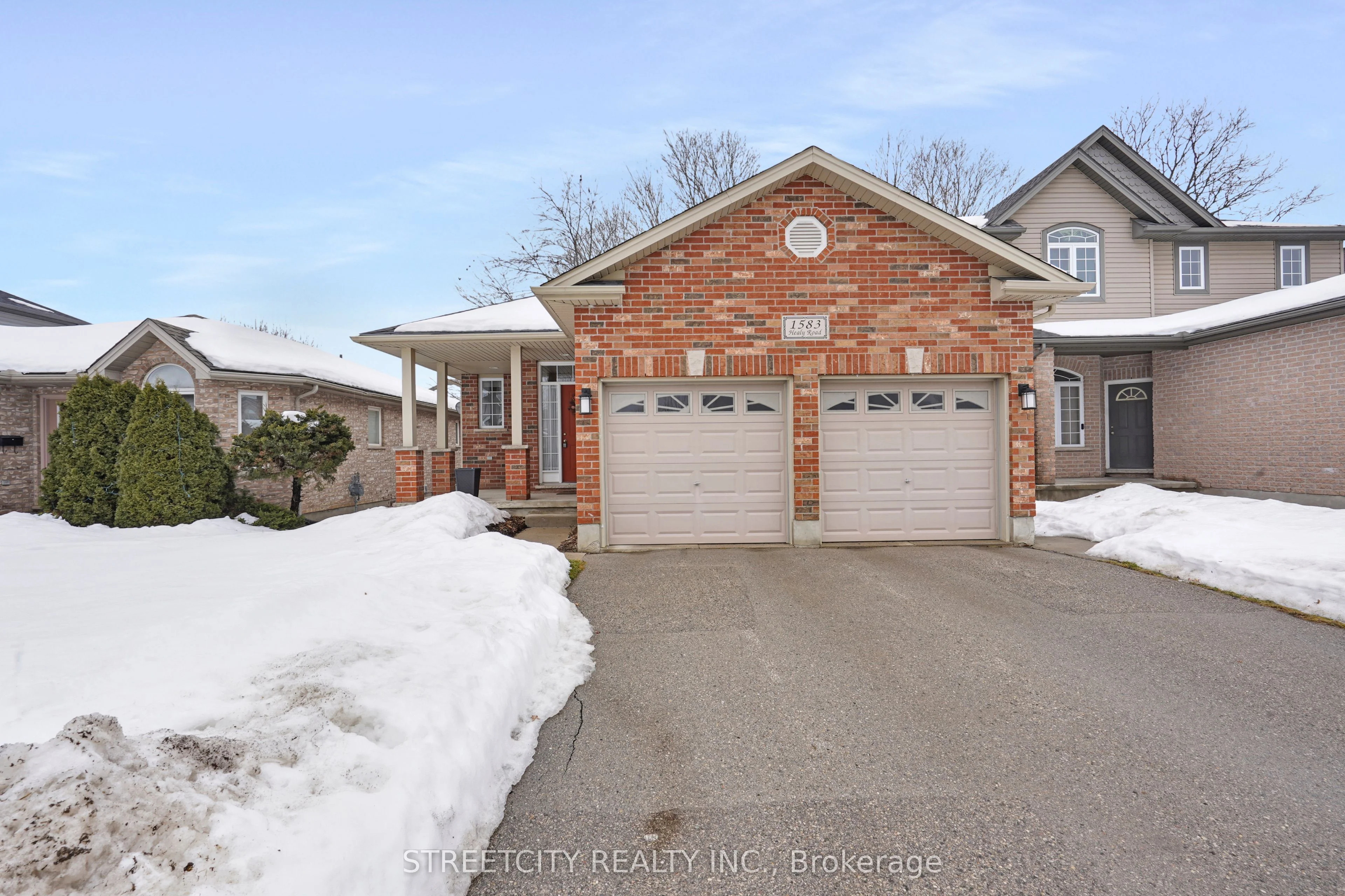 1583 Healy Road, London North, On N6g 5p4
