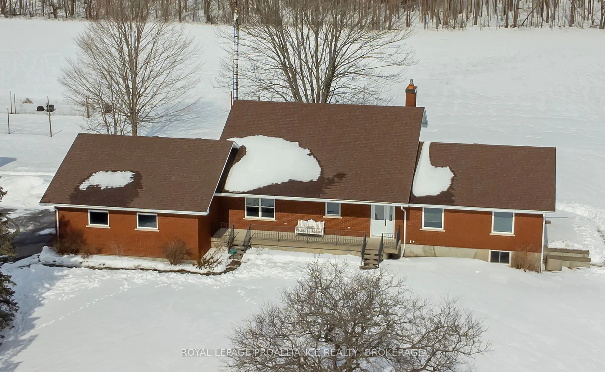 Detached in Frontenac