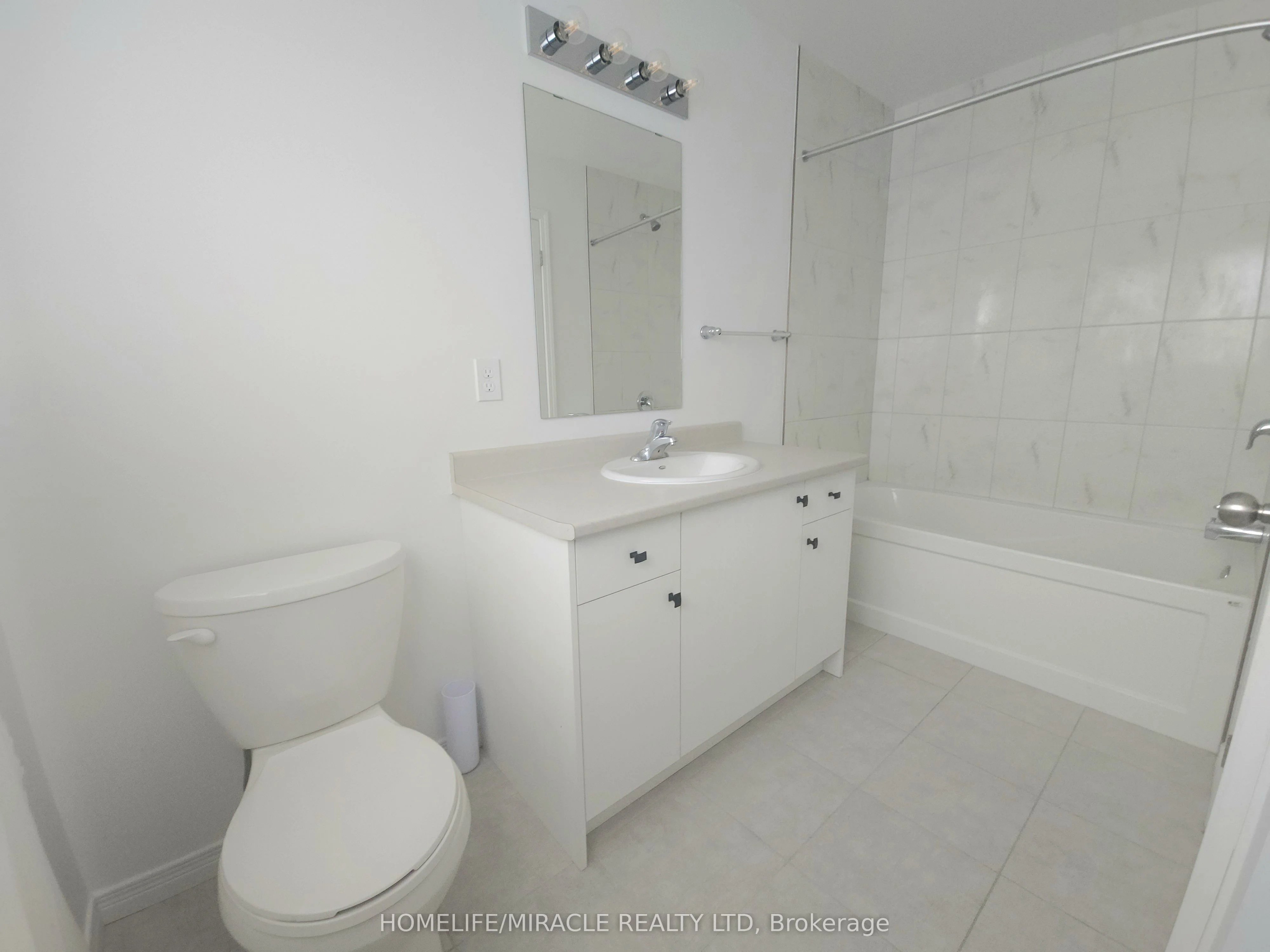 28 West Mill Street, North Dumfries, On N0b 1e0