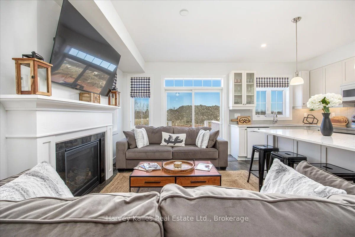 136 Red Pine Street, Blue Mountains, On L9y 0y5