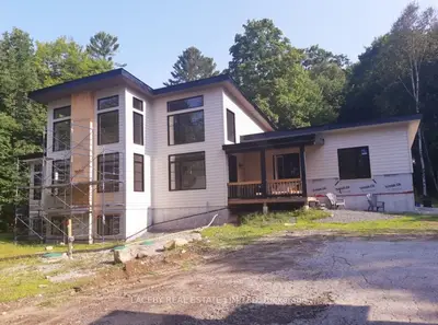 1739 Fraserburg Road, Bracebridge, On P1l 1x3