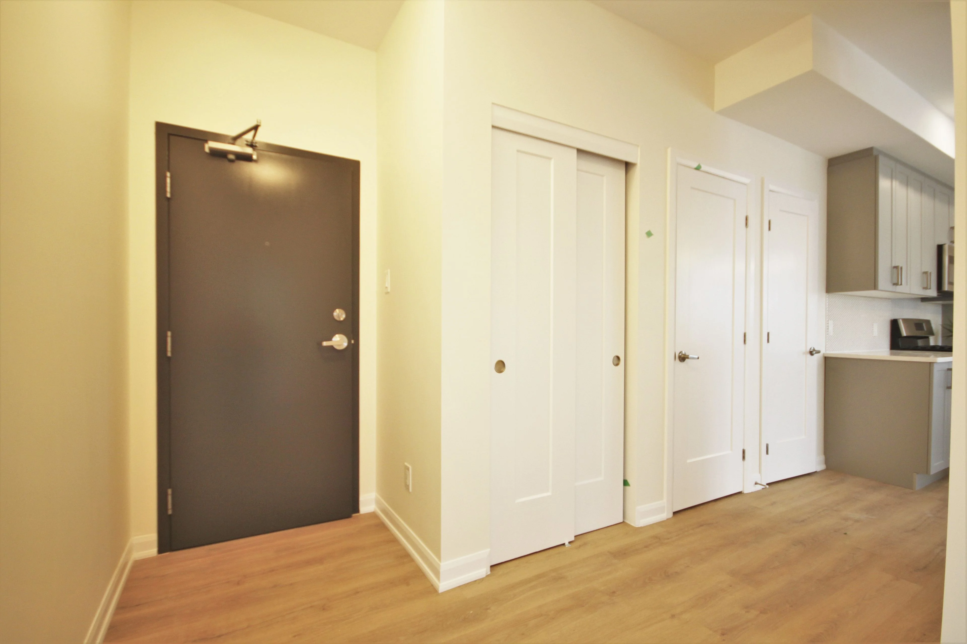 351 Croydon Avenue 203, Britannia - Lincoln Heights and Area, ON K2B 0A4