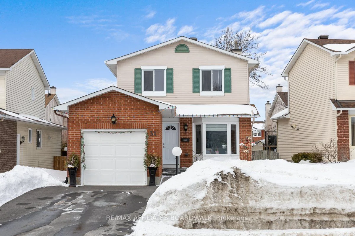 Detached in Kanata