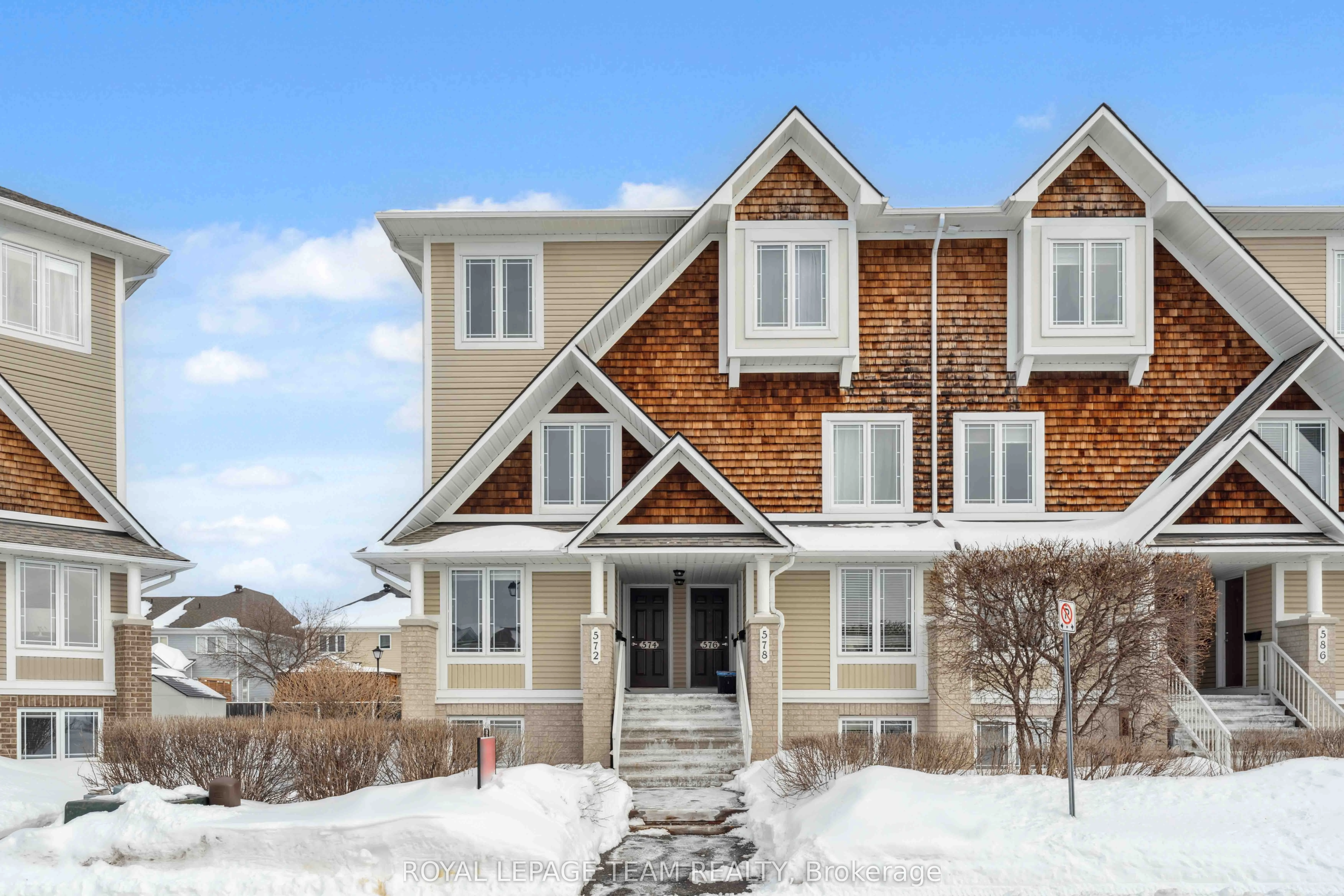 Condo Townhouse in Orleans - Cumberland and Area