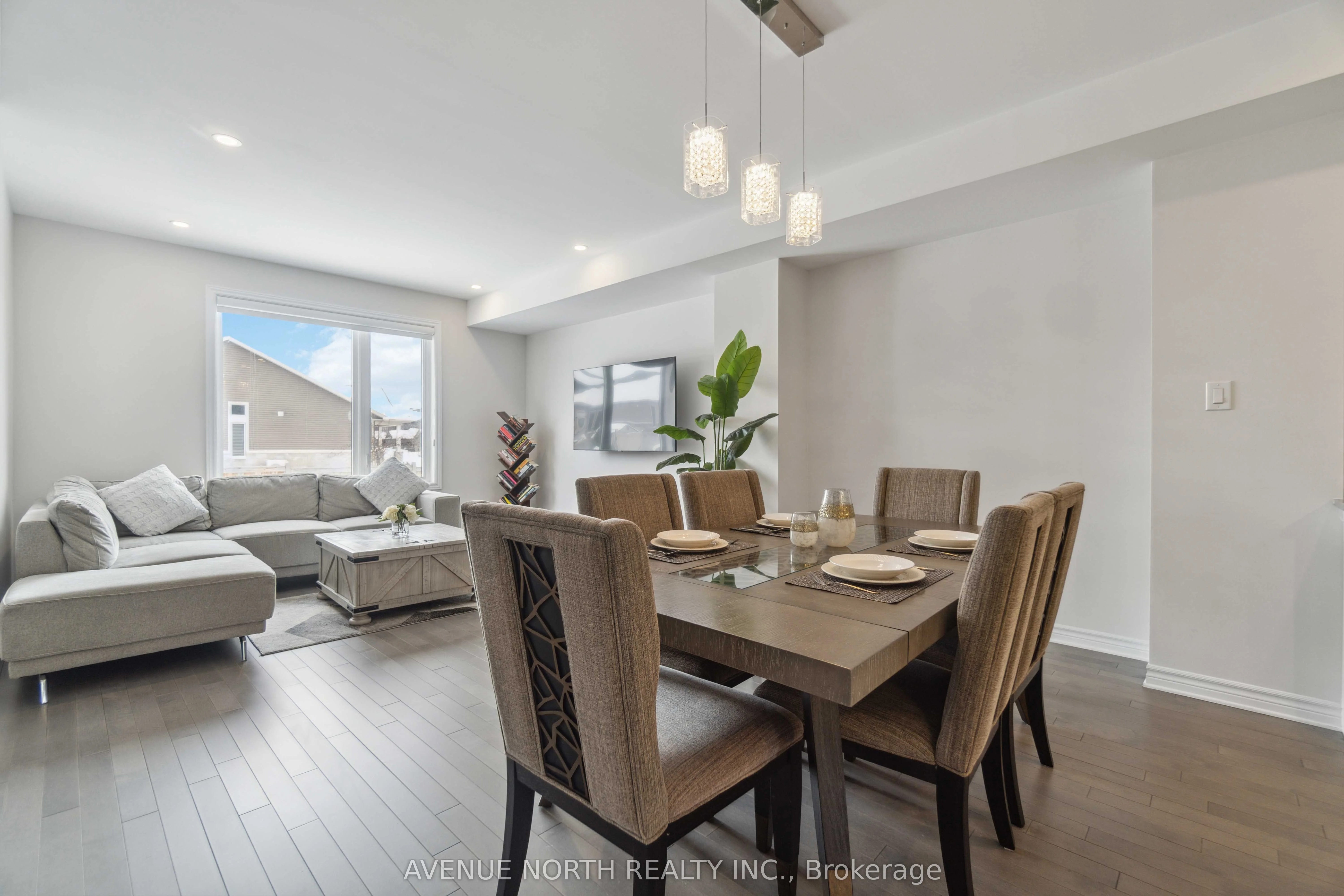 405 Premiere Lane, Clarence-Rockland, ON K2K 0M7