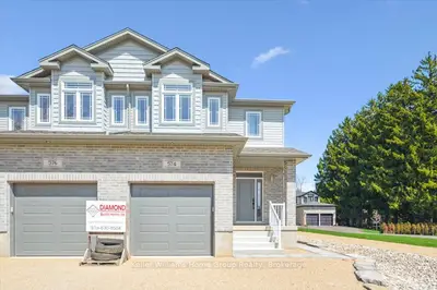 Semi-Detached in Centre Wellington