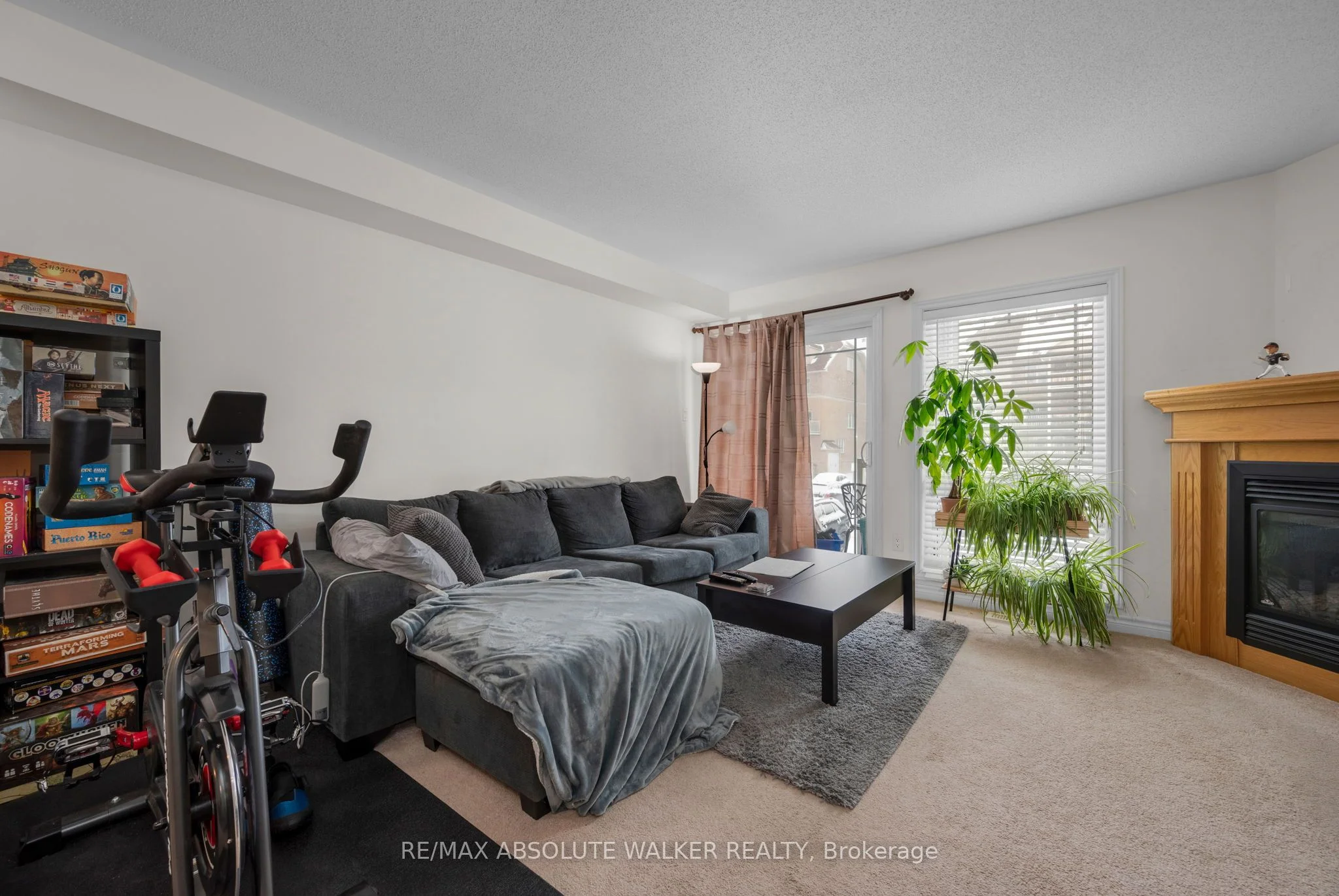 276 Paseo Private , South of Baseline to Knoxdale, ON K2G 4N7