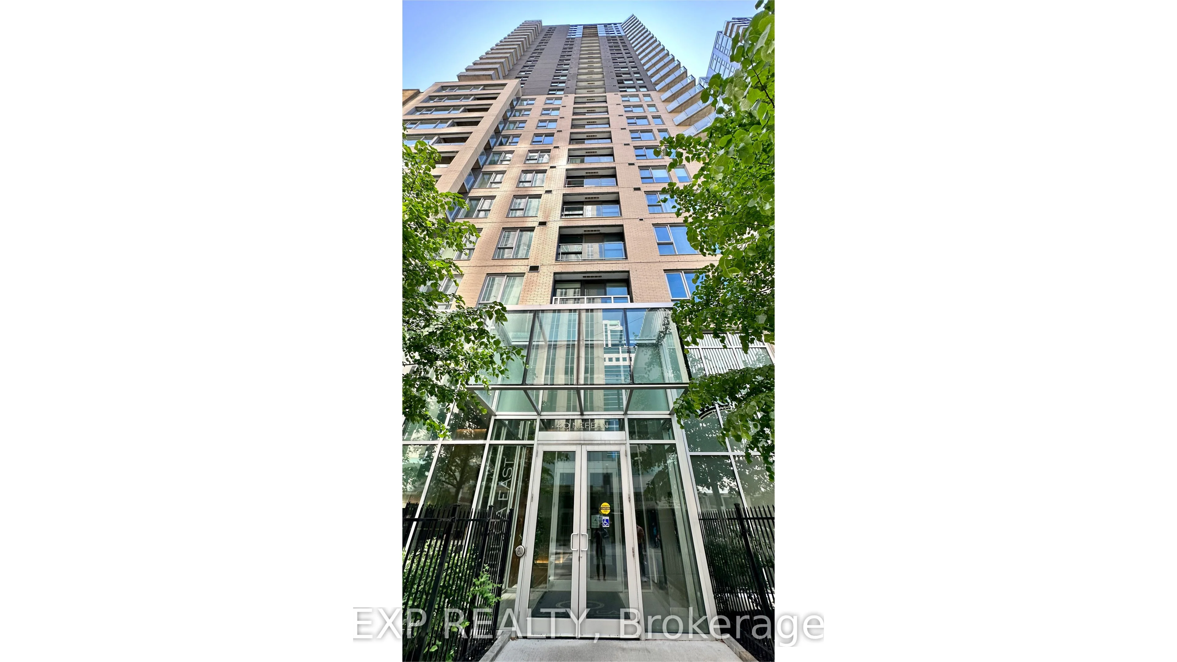 Condo Apartment in Ottawa Centre
