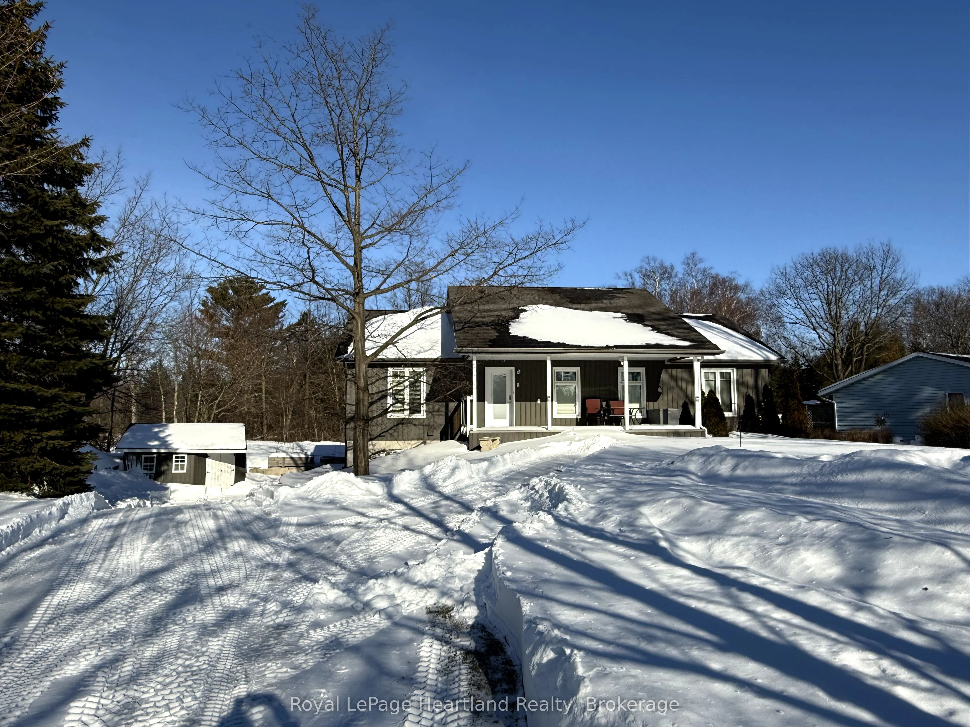 Detached in Huron-Kinloss