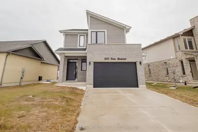 1957 Evans Boulevard, London South, On N6m 0a9