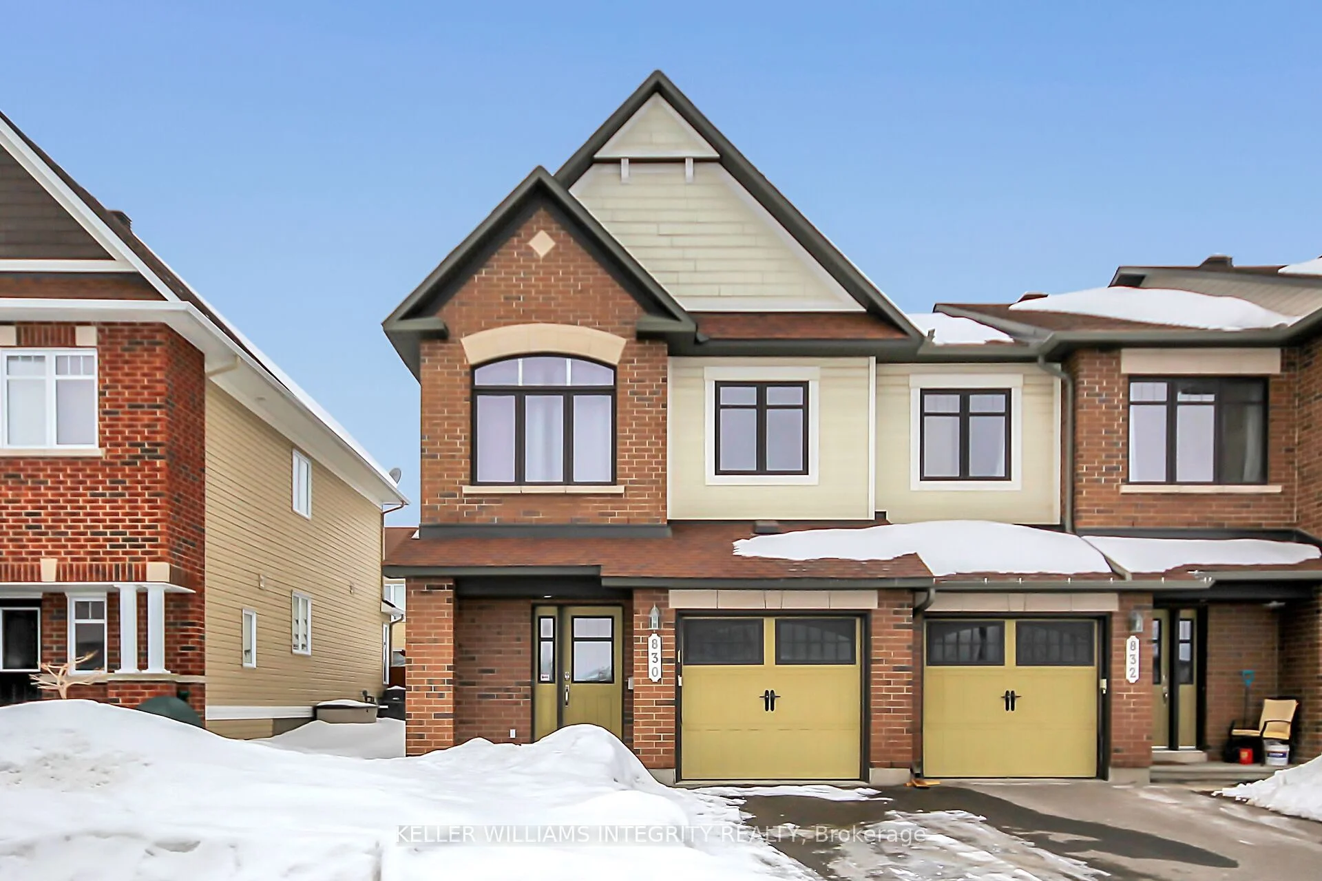 Att/Row/Townhouse in Orleans - Cumberland and Area