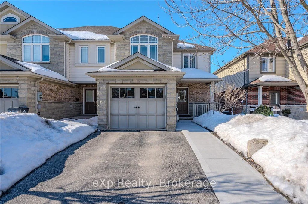 Att/Row/Townhouse in Guelph
