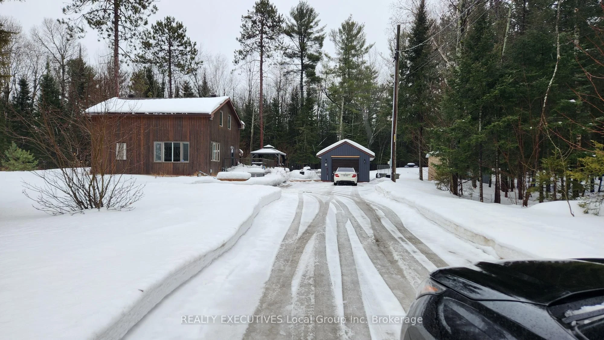 Detached in North Bay