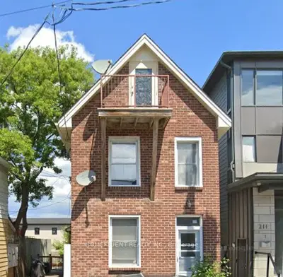 Fourplex in Dows Lake - Civic Hospital and Area