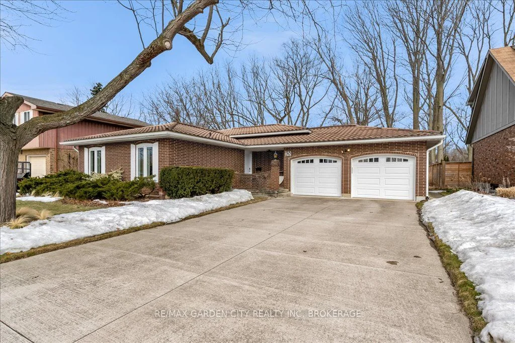 Detached in St. Catharines
