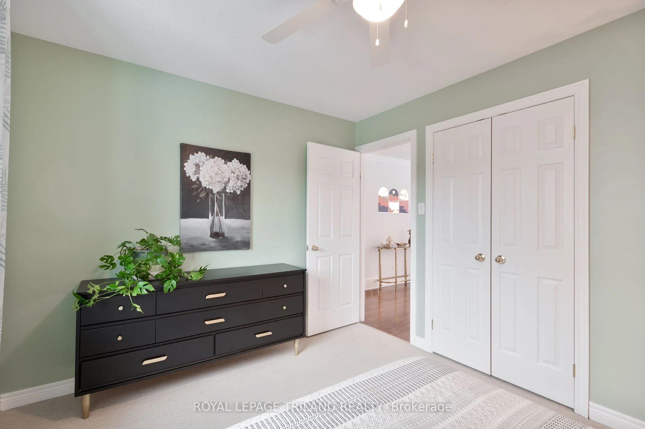523 EDEN Avenue, London South, ON N6C 2Z3
