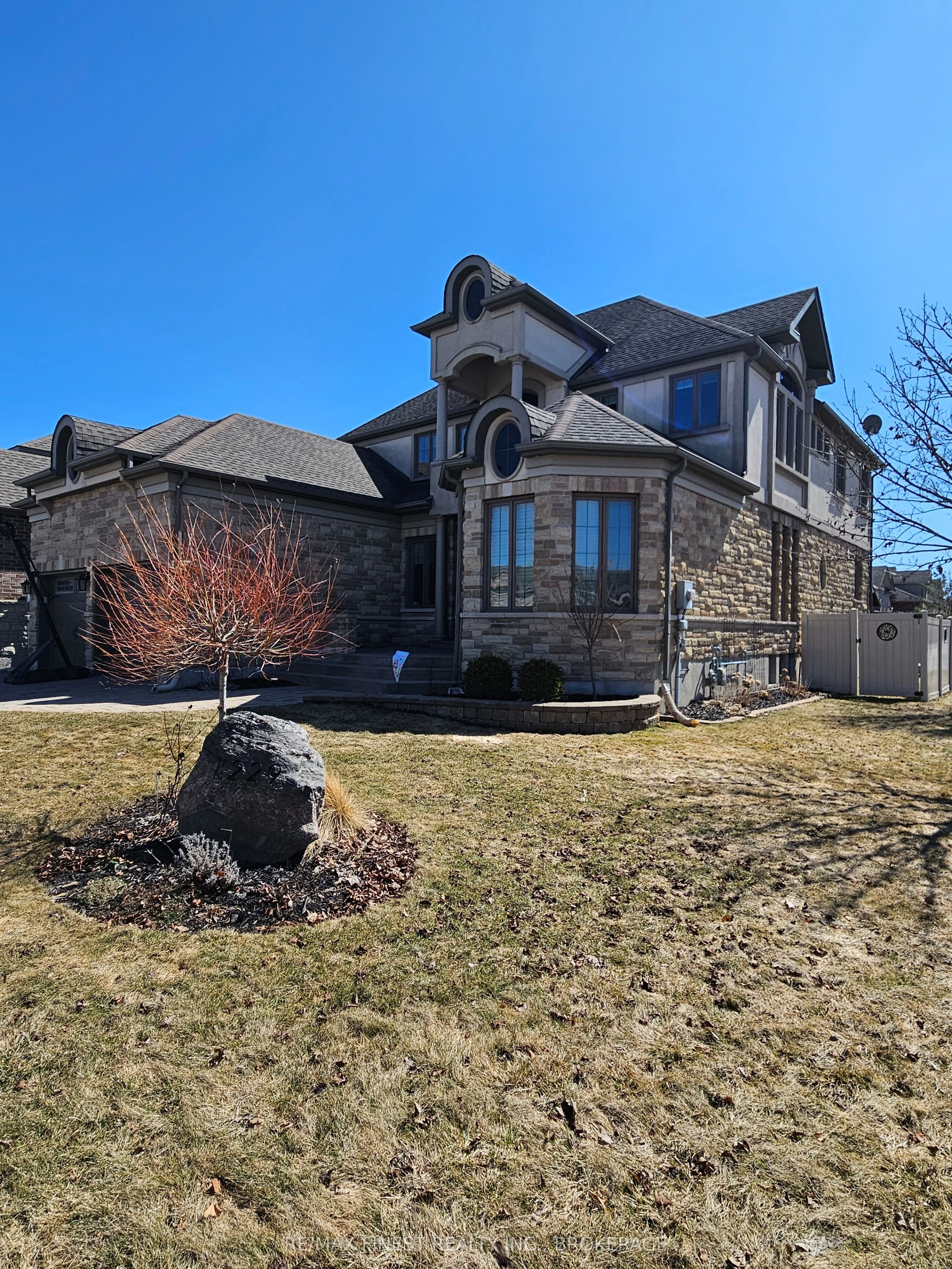 Detached in Kingston