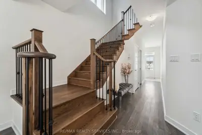 172 Eastbridge Avenue, Welland, On L3b 0m6