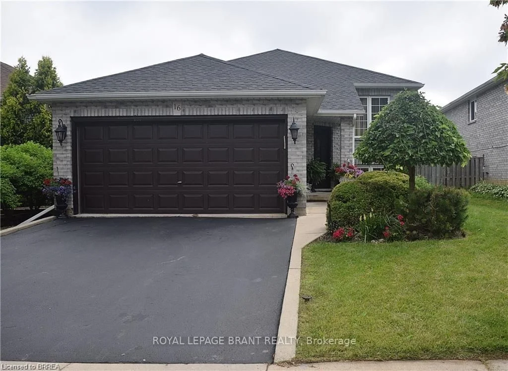 Detached in Brantford