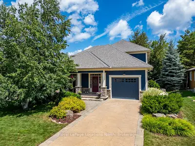 Detached in Blue Mountains
