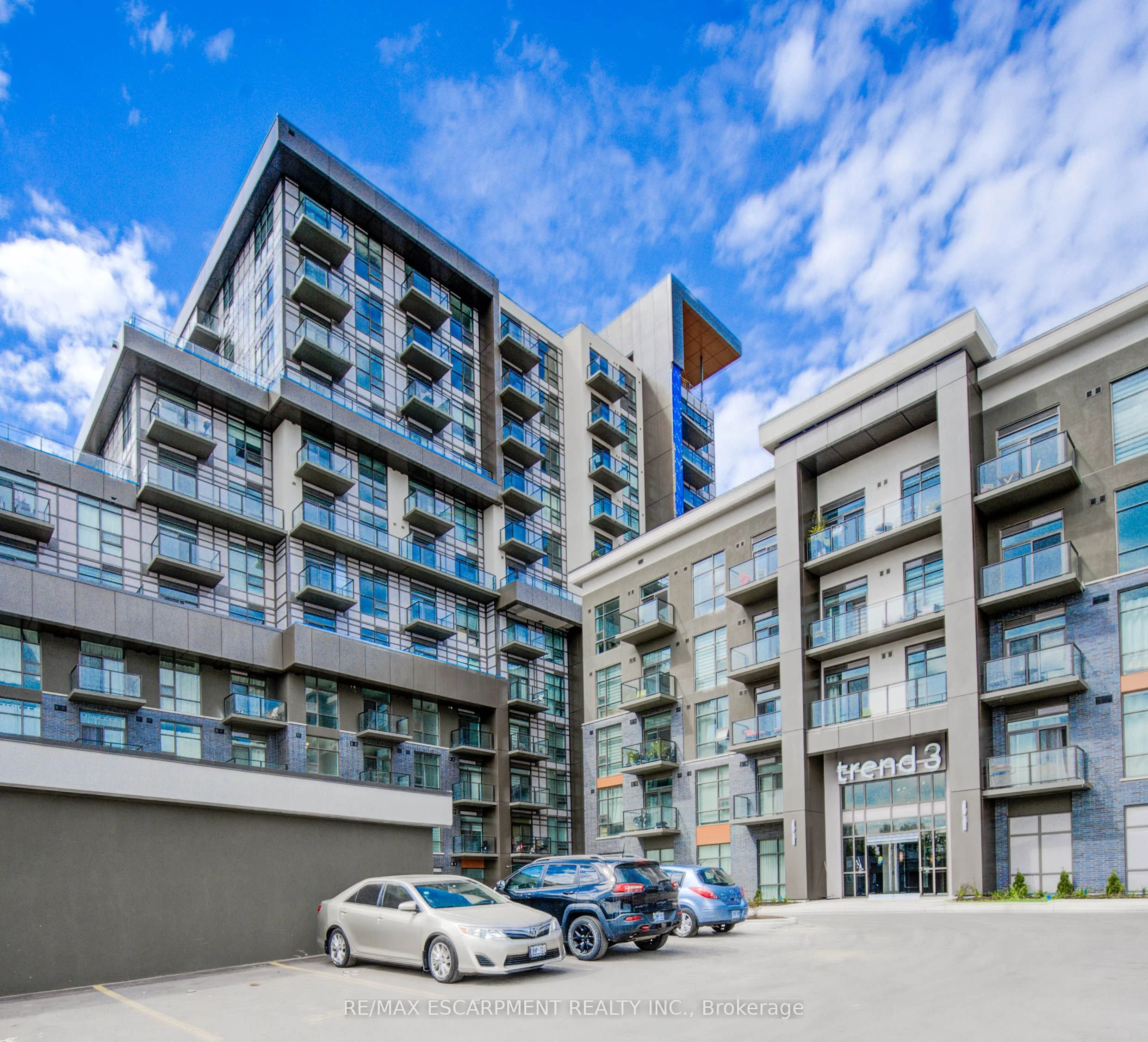 Condo Apartment in Hamilton