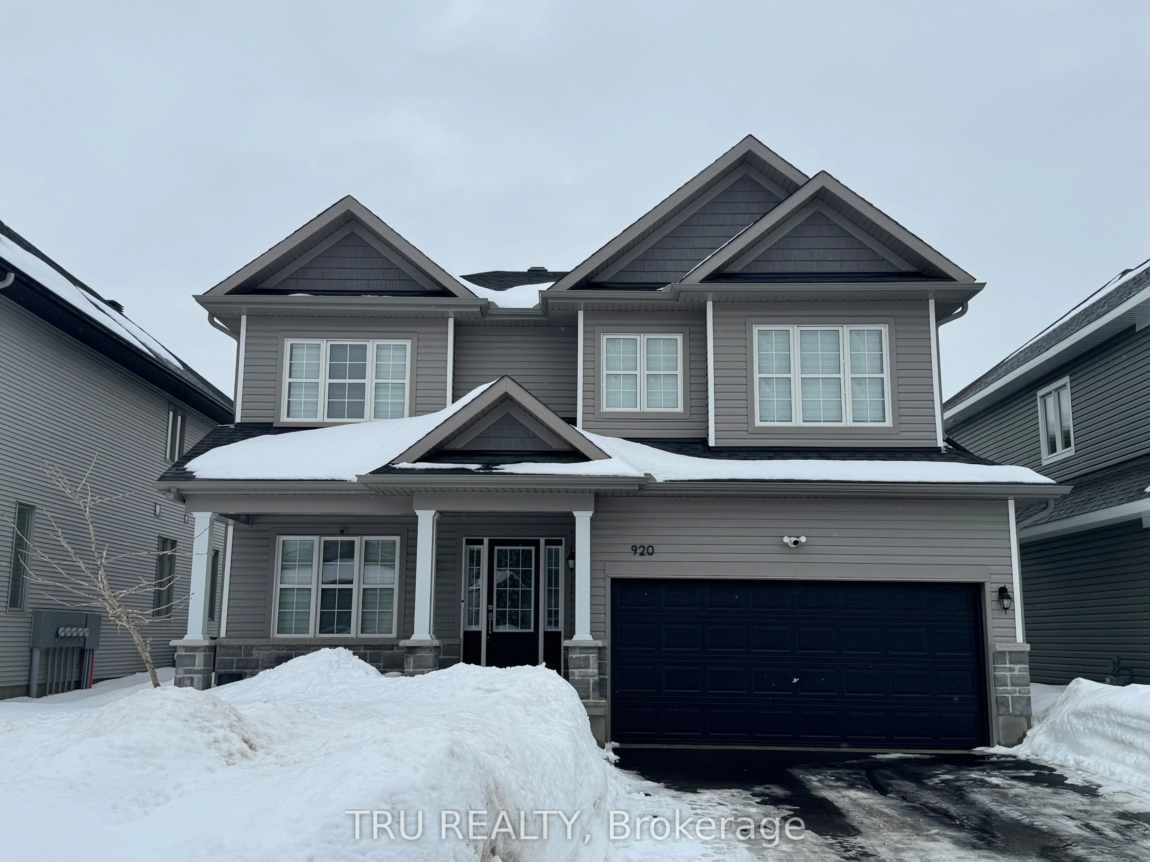 920 Omagaki Way, Blossom Park - Airport And Area, On K1x 0j2