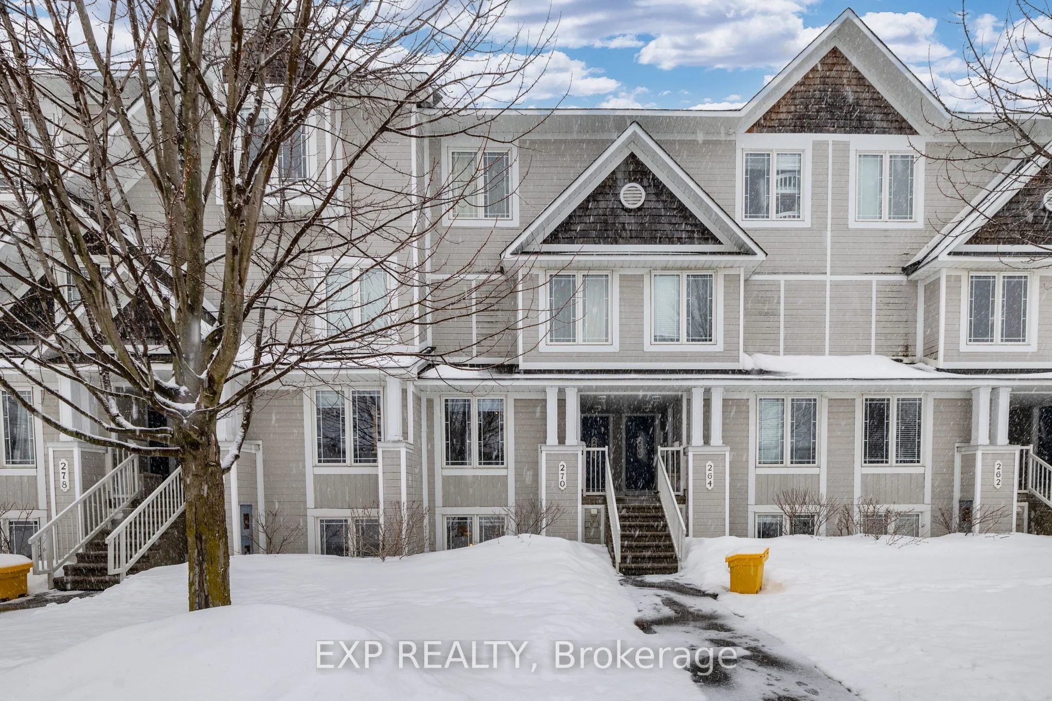 Condo Apartment in Kanata