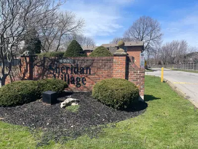 Condo Townhouse in St. Catharines