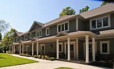 Att/Row/Townhouse in Rideau Lakes
