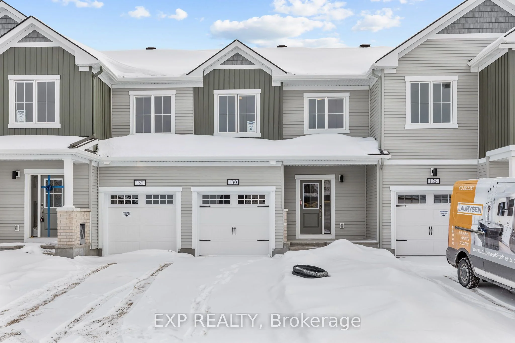 Att/Row/Townhouse in North Grenville